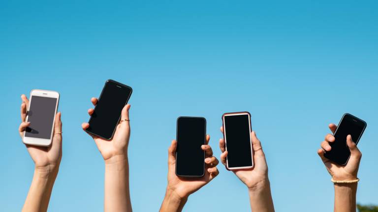 Survey: How did the Verizon outage affect you?