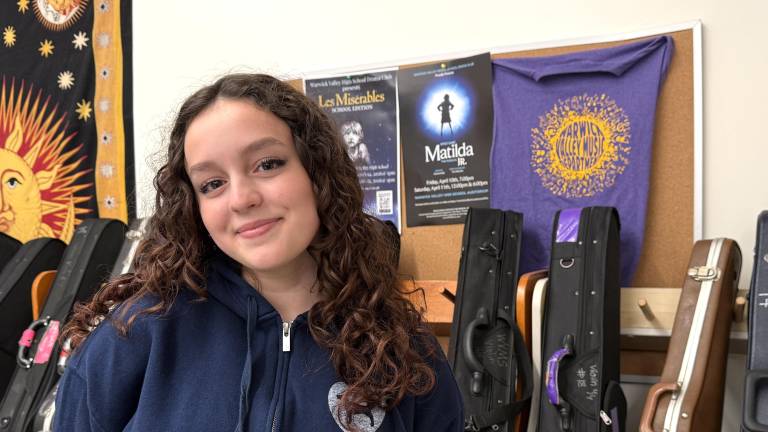 Artist of the Week: Mya Spinelli