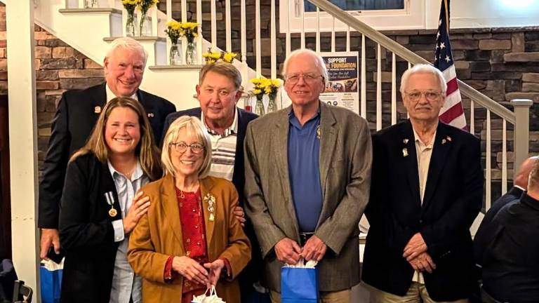 Lion Bruce Rohner - 50 years as a GWL Lion, Lion Eric Giertsen - 44 years, Lion Bob Kiedaish - 37 years, Lion Nancy DeAngelo - 37 years, Lion Gus Hartig - 22 years and Lion President Arianna Kafka.