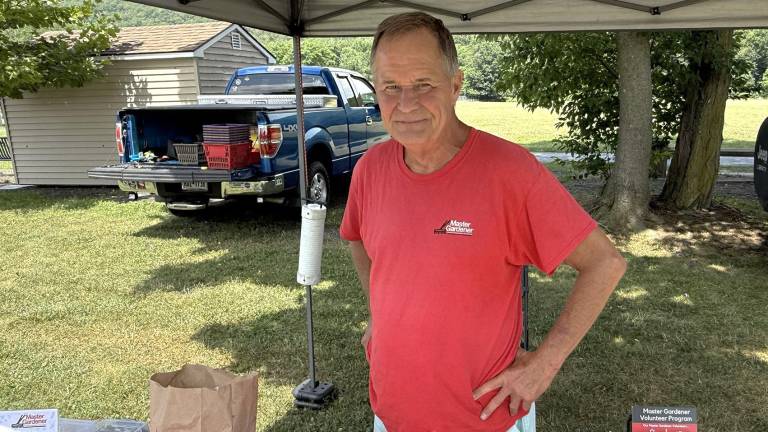 Master Gardener Jim Hall at The Lakeside Farmers Market.