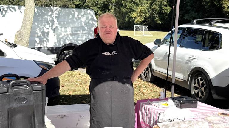 John Cheevers representing Shannon’s Eyes on the Pies at the Lakeside Farmers Market.